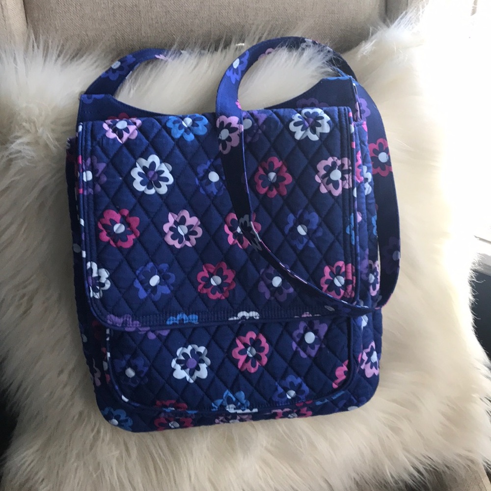 Vera bradley crossbody bag